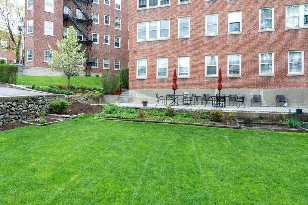 86 Buckingham St # 3