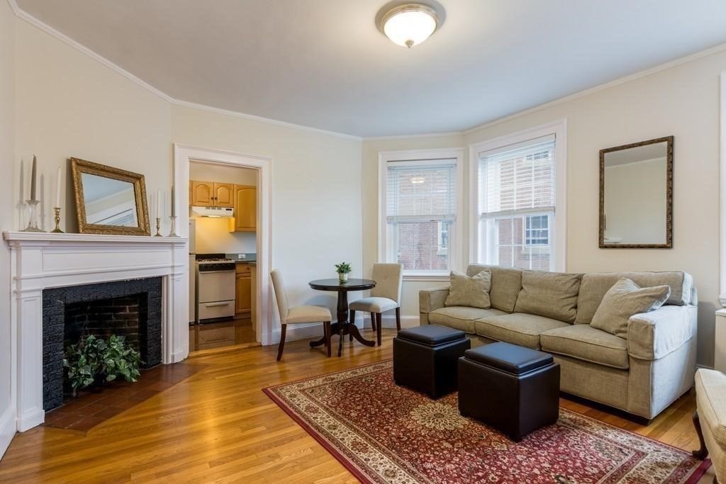 86 Buckingham St # 3