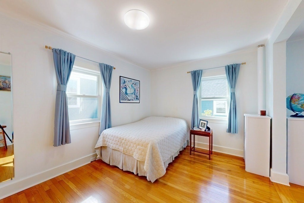 30 Montgomery St