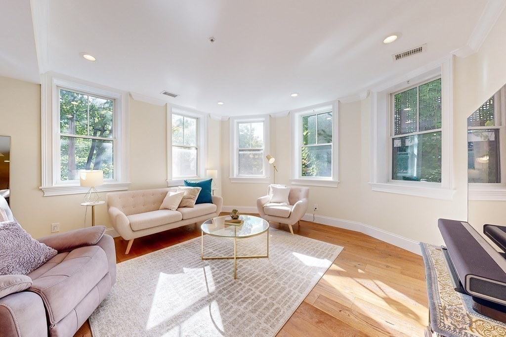 55 Addington Rd # 1