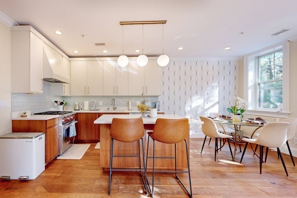 55 Addington Rd # 1