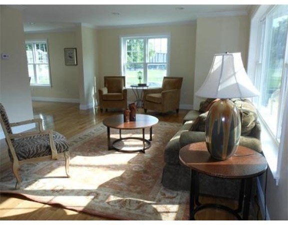 3 Oakley Rd # 3