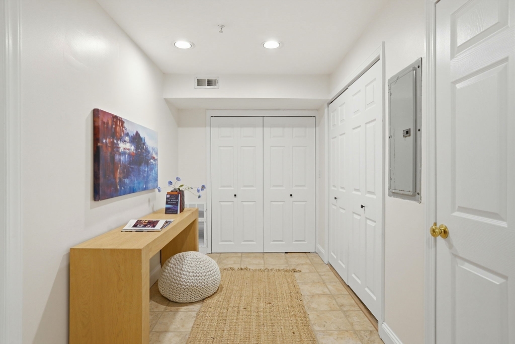 45 Market St # 2
