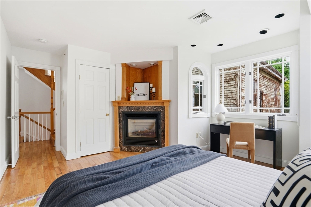 45 Market St # 2