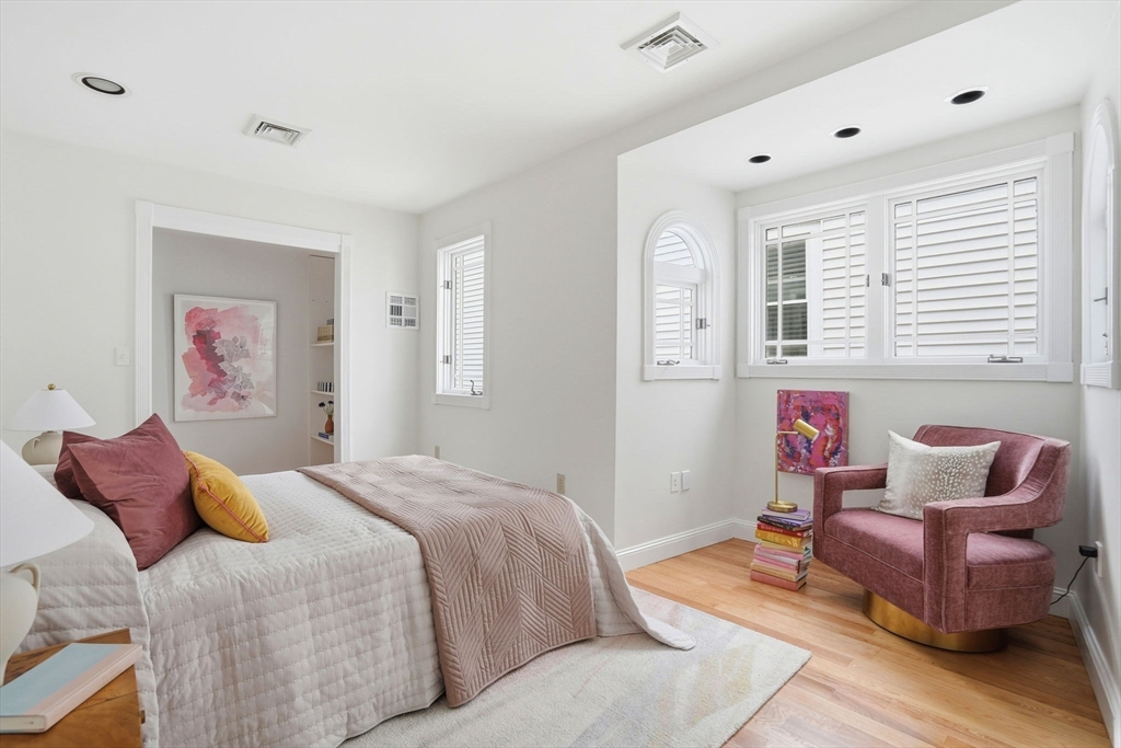 45 Market St # 2