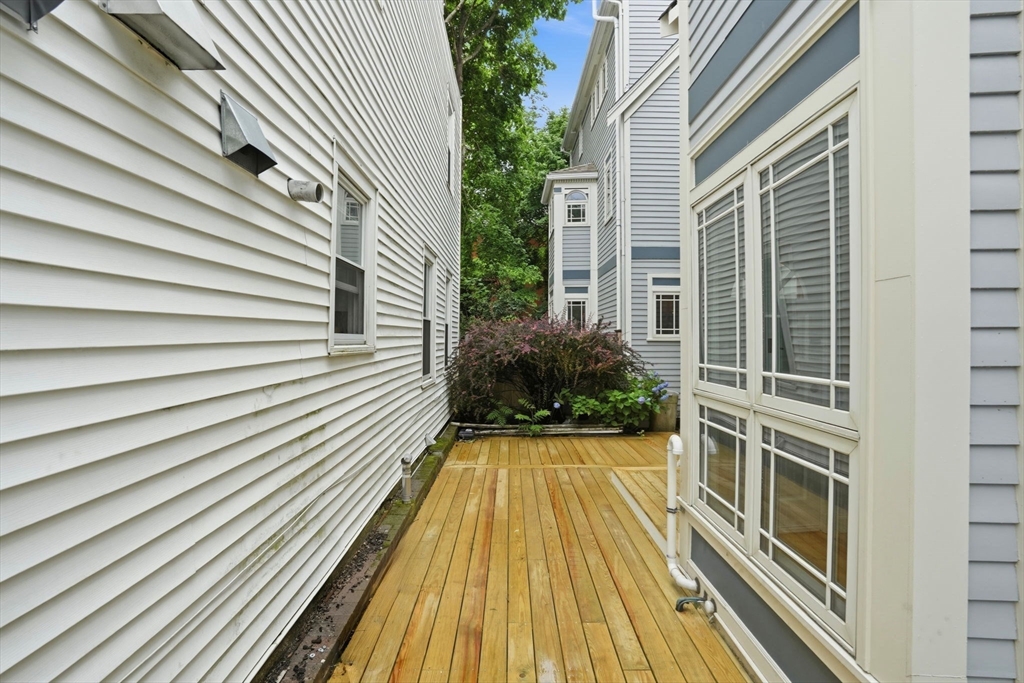 45 Market St # 2
