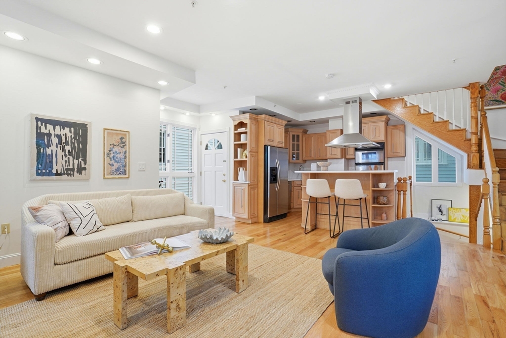 45 Market St # 2