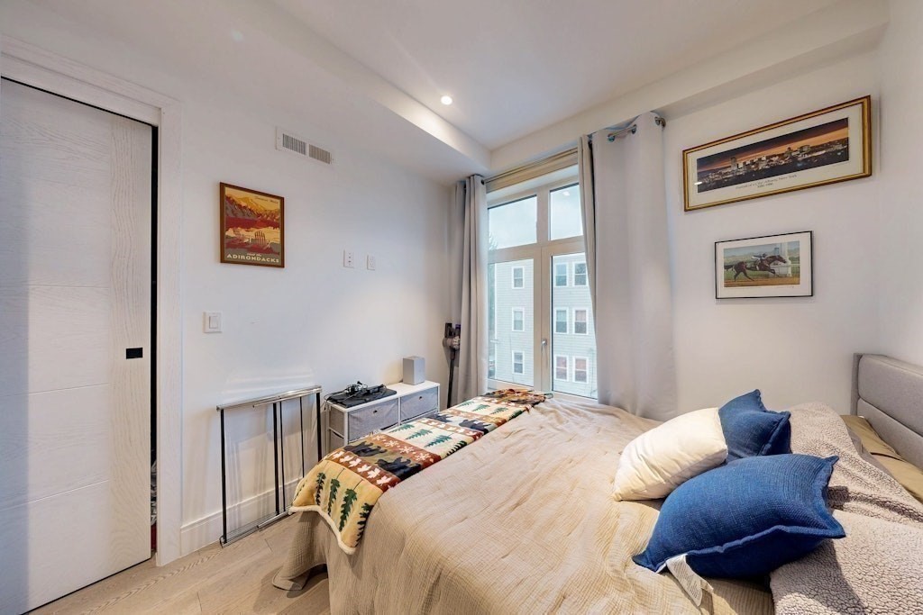 69 Walnut St # 6