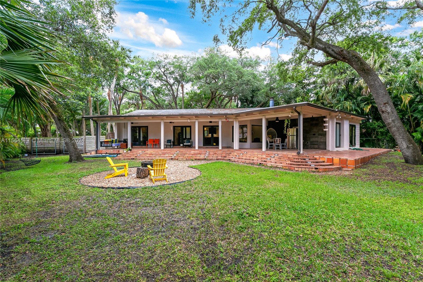 2200 SW 28th Ave