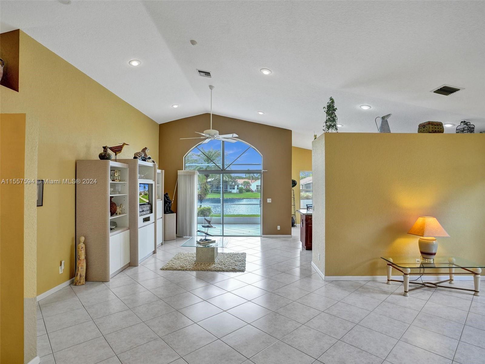 10390 E Utopia Cir E