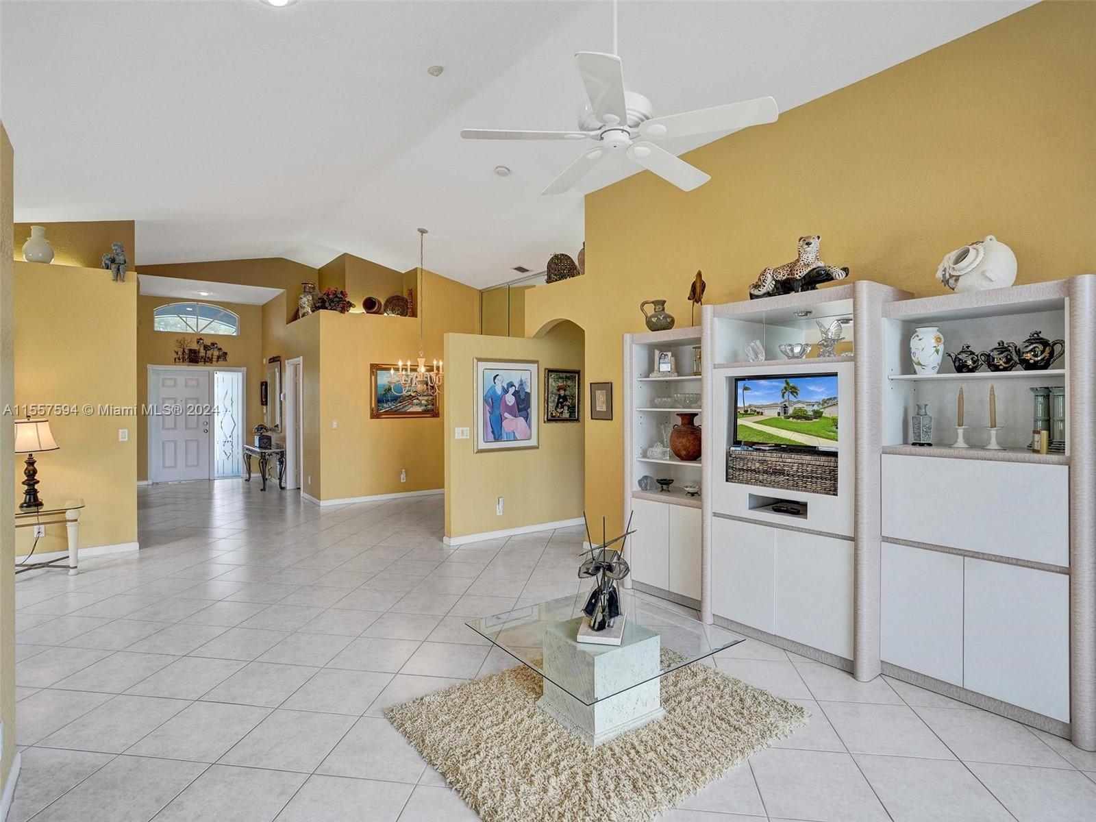10390 E Utopia Cir E