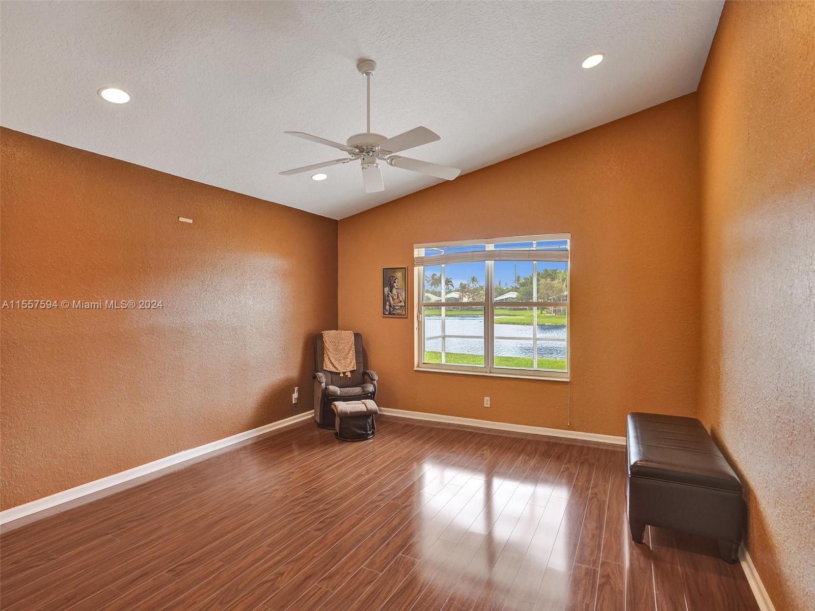10390 E Utopia Cir E