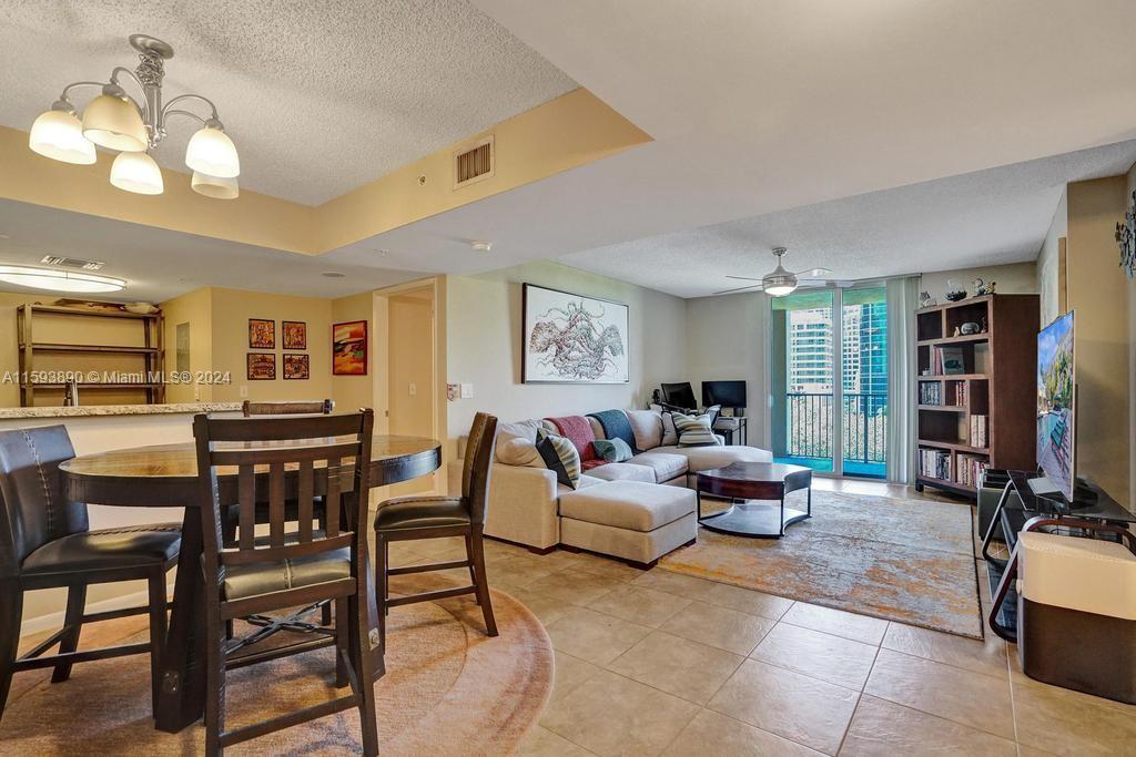 520 SE 5th Ave # 2509