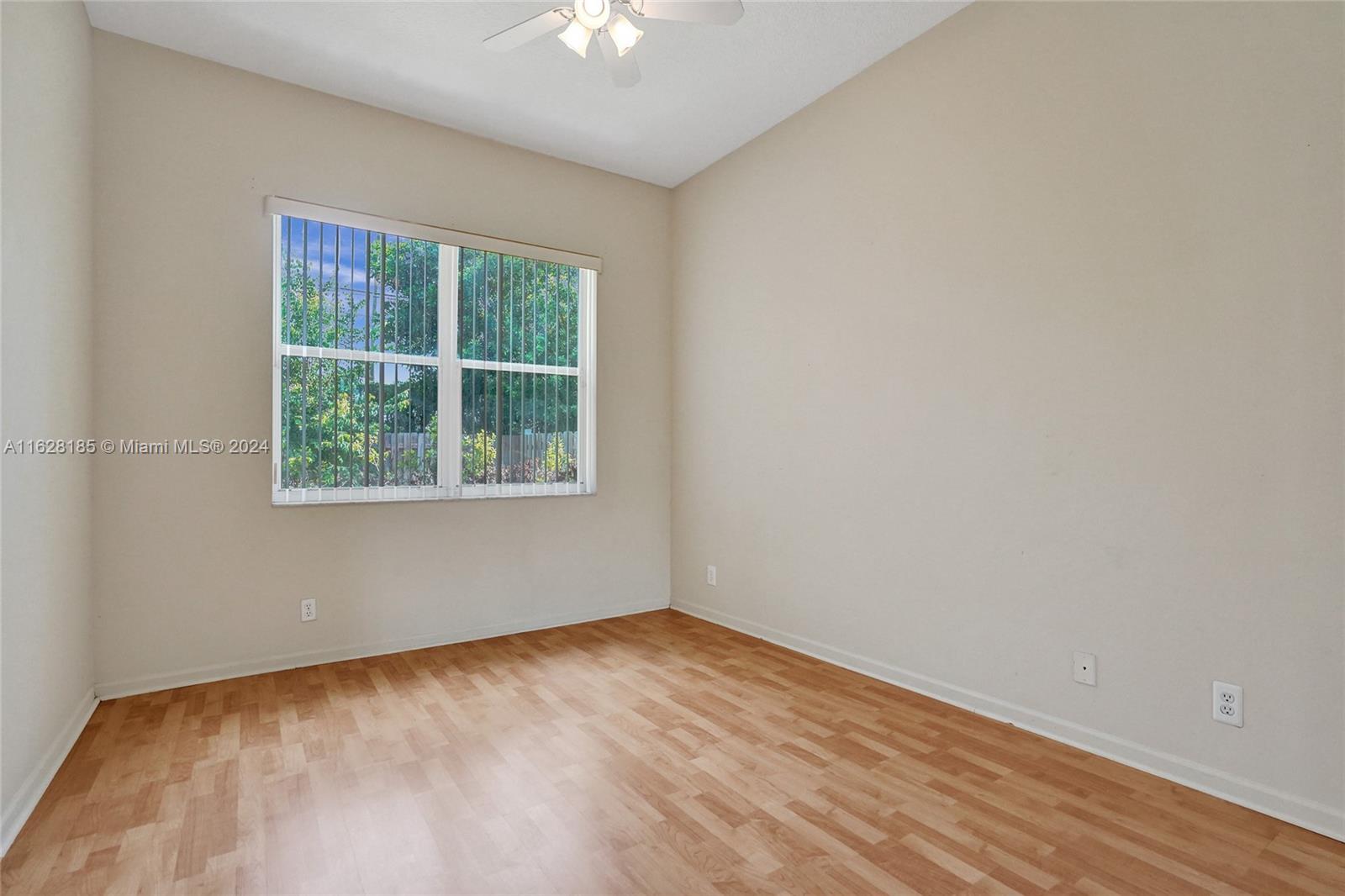 7010 Oakshire Ct