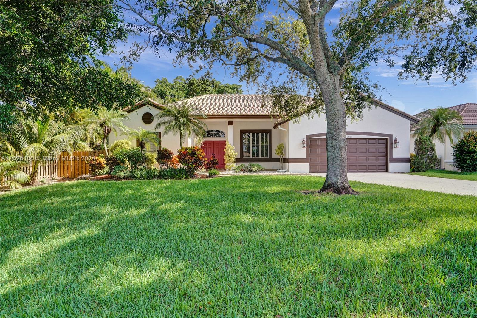 7010 Oakshire Ct