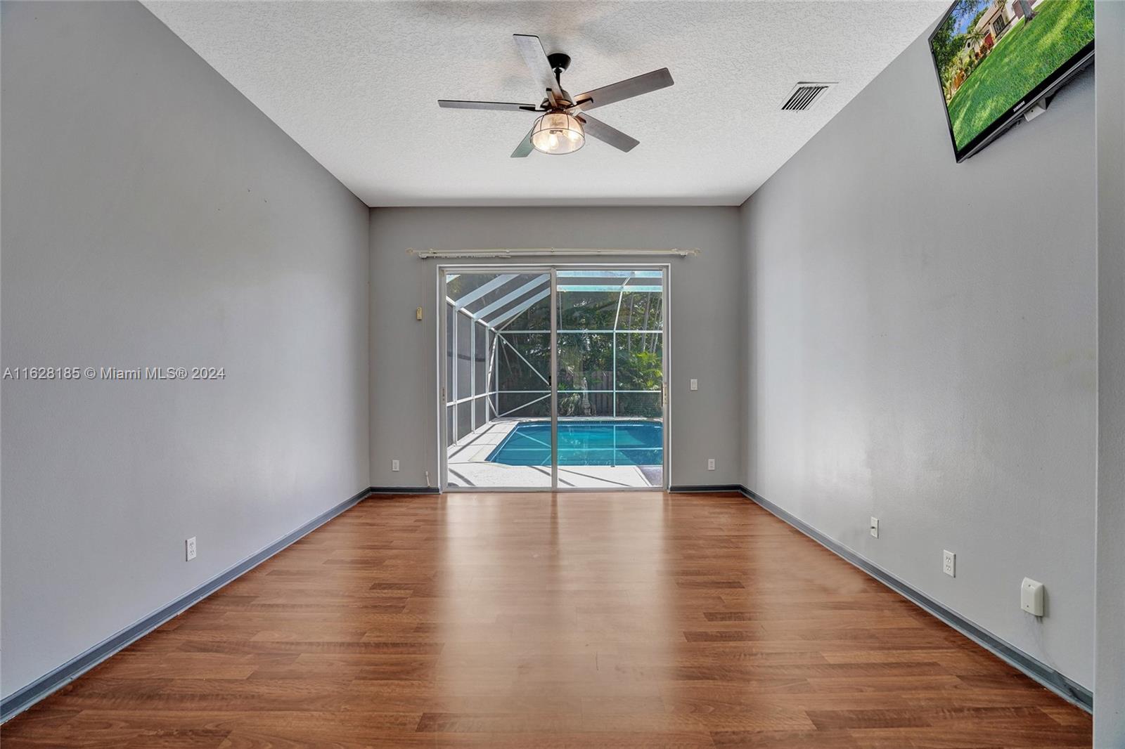7010 Oakshire Ct