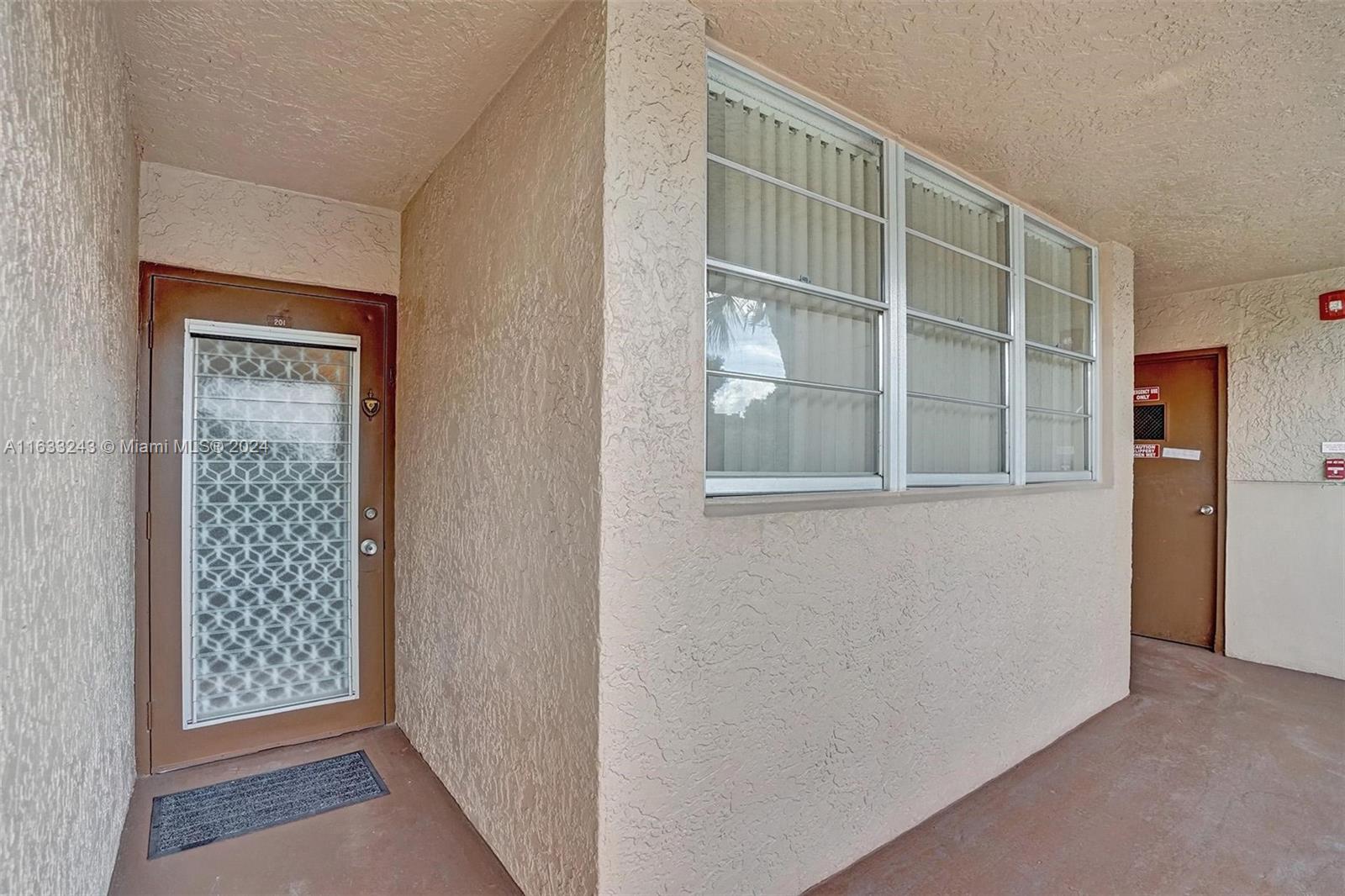 1900 Sabal Palm Dr # 201