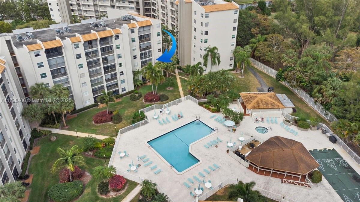 3930 Inverrary Blvd # D Unit: 401-D