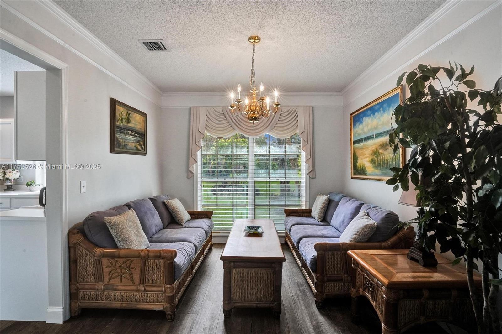 3902 Sanctuary Dr