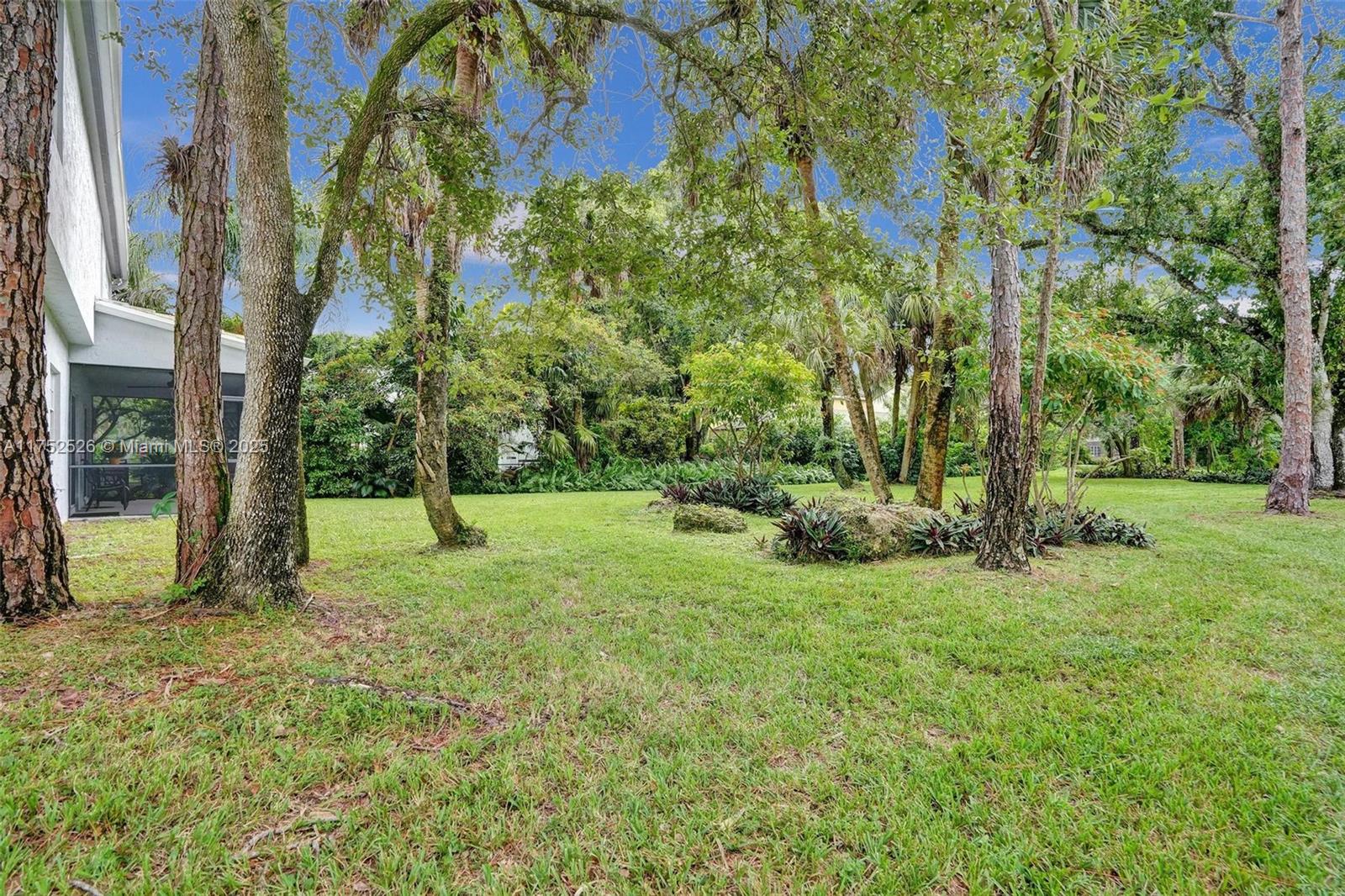 3902 Sanctuary Dr