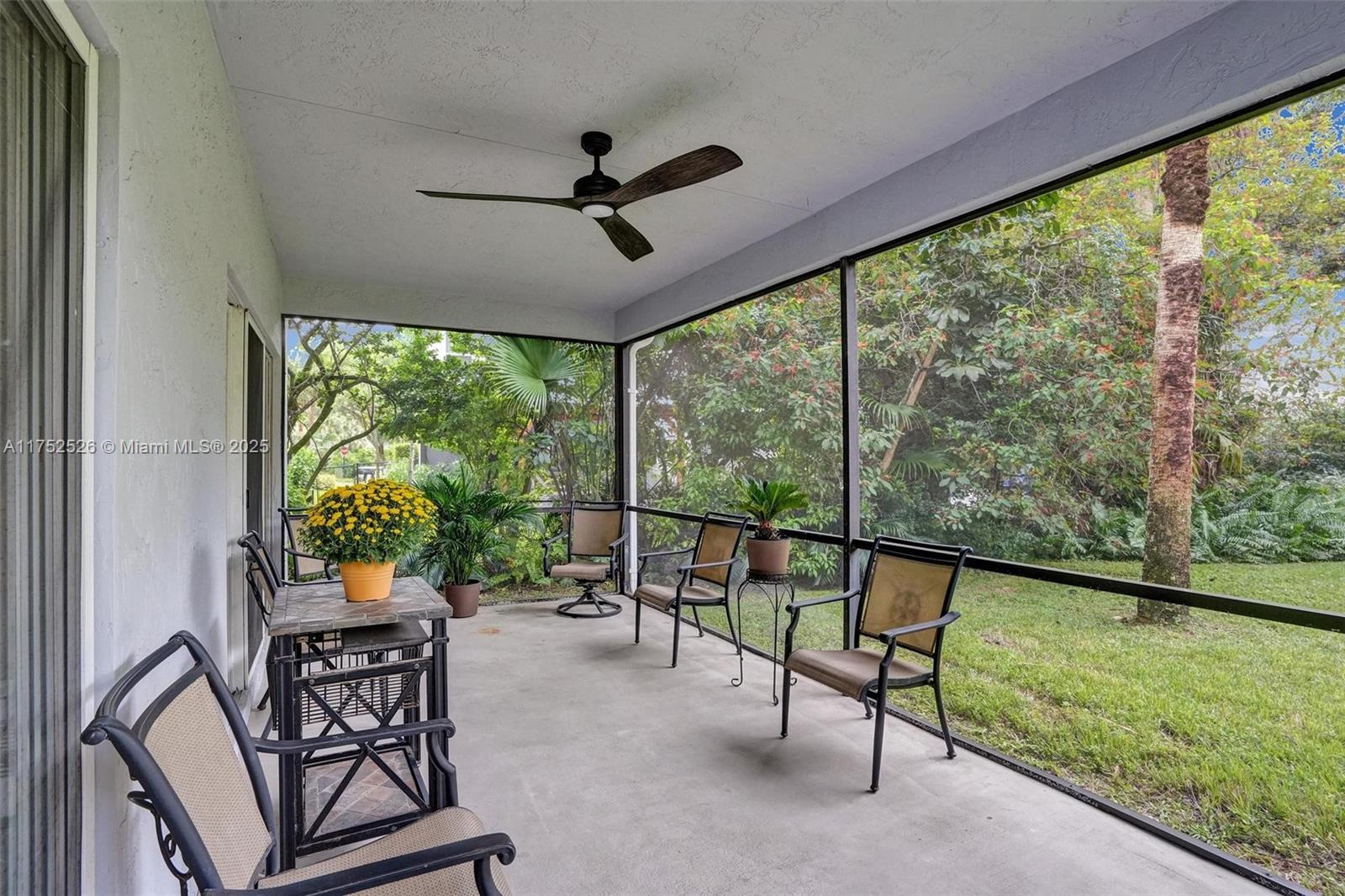 3902 Sanctuary Dr