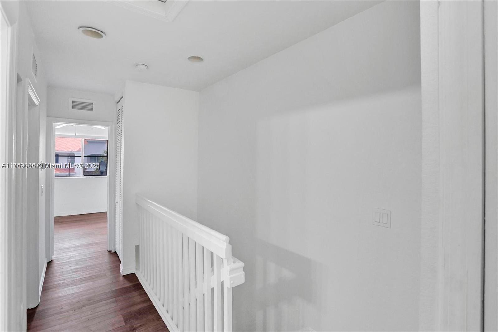 8239 SW 27th St # 102