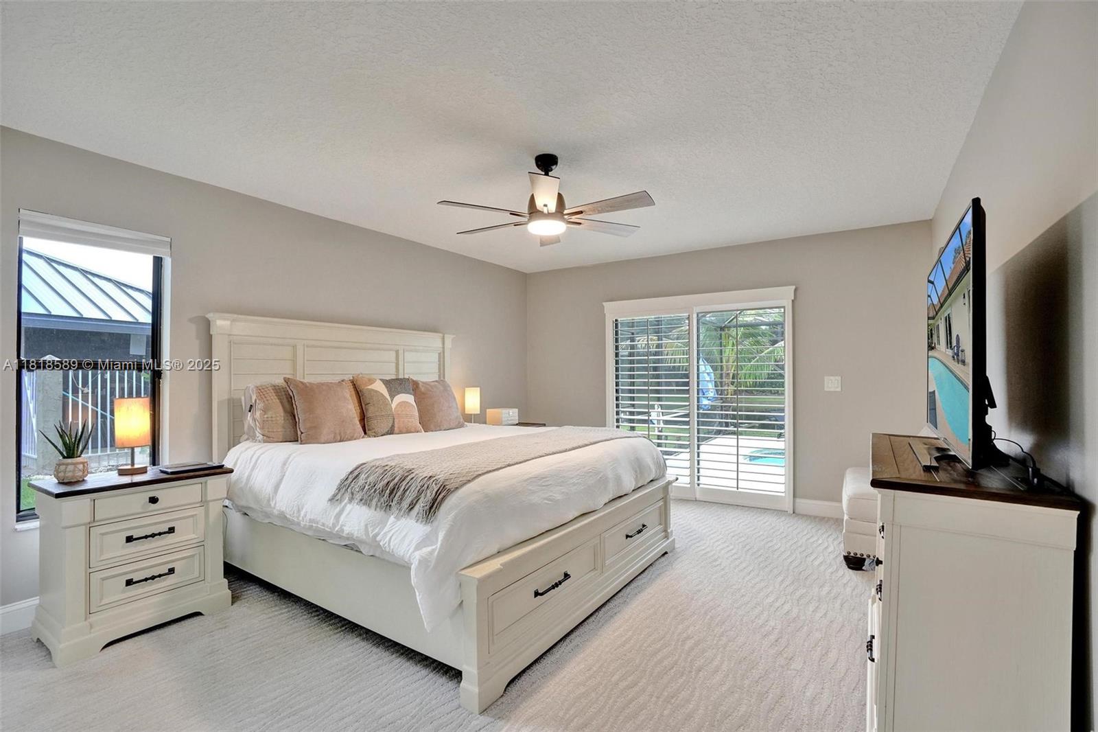 18366 Lake Bend Dr