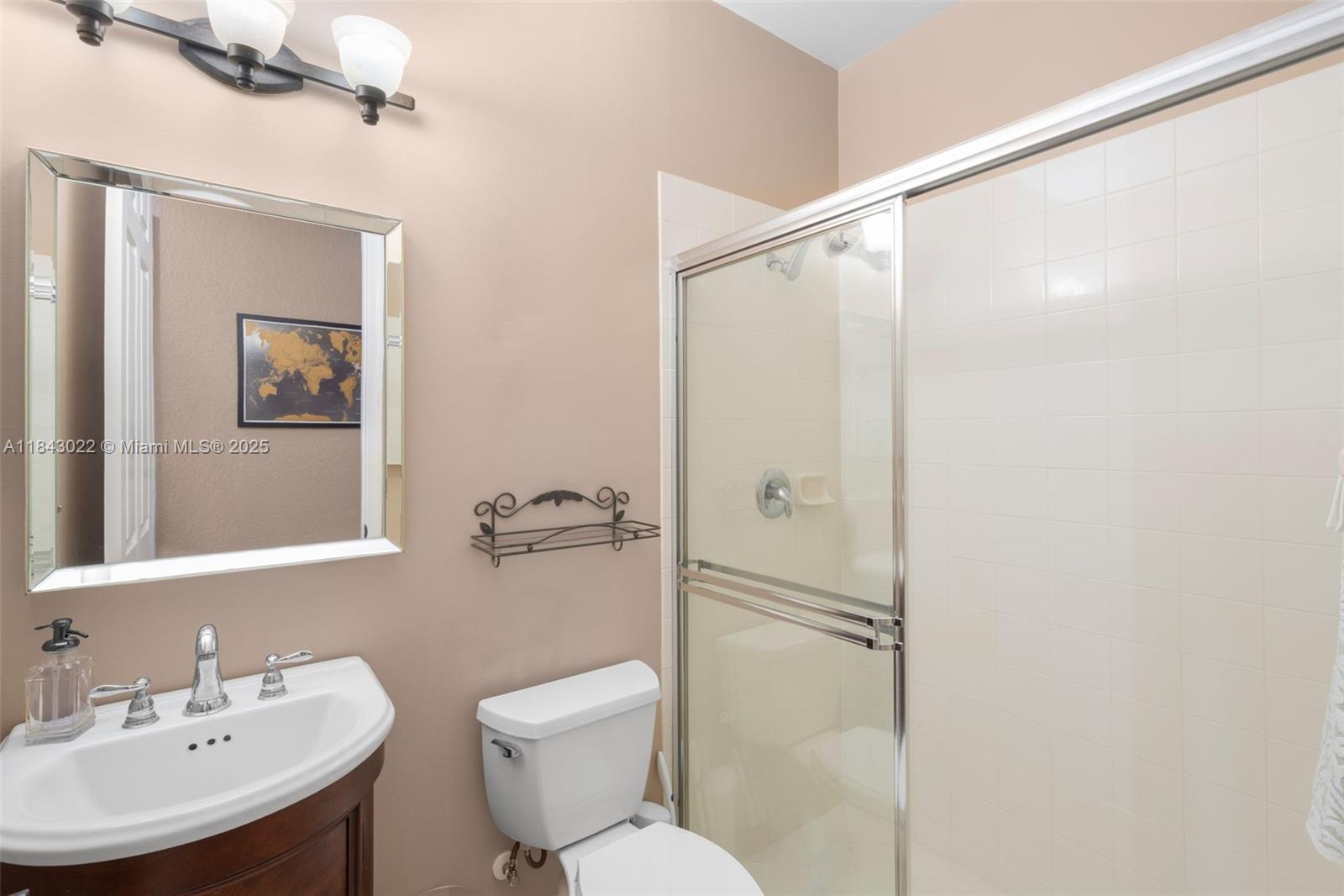 8864 Maple Hill Ct