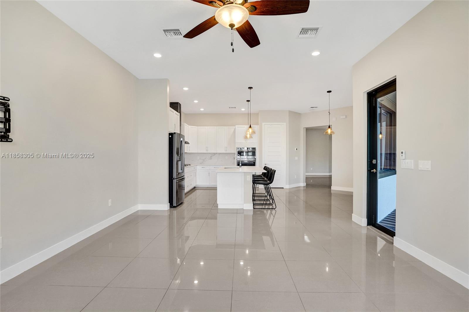 10590 Mira Vista Dr