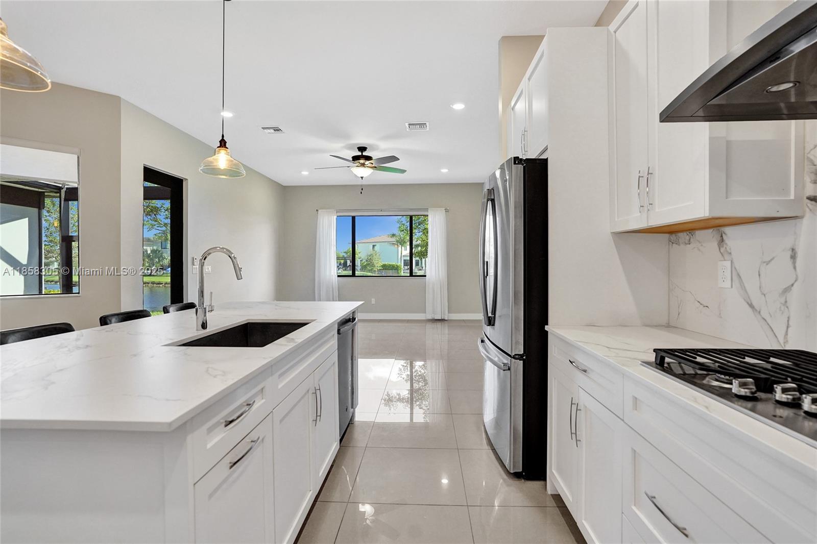 10590 Mira Vista Dr