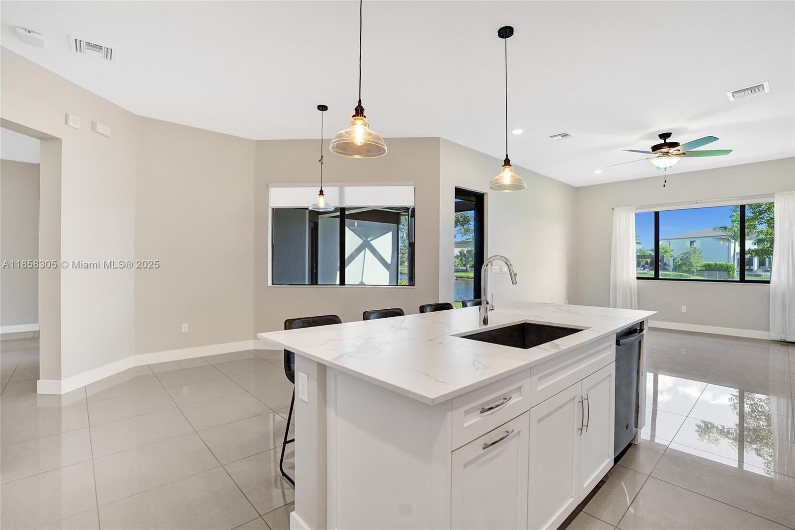 10590 Mira Vista Dr