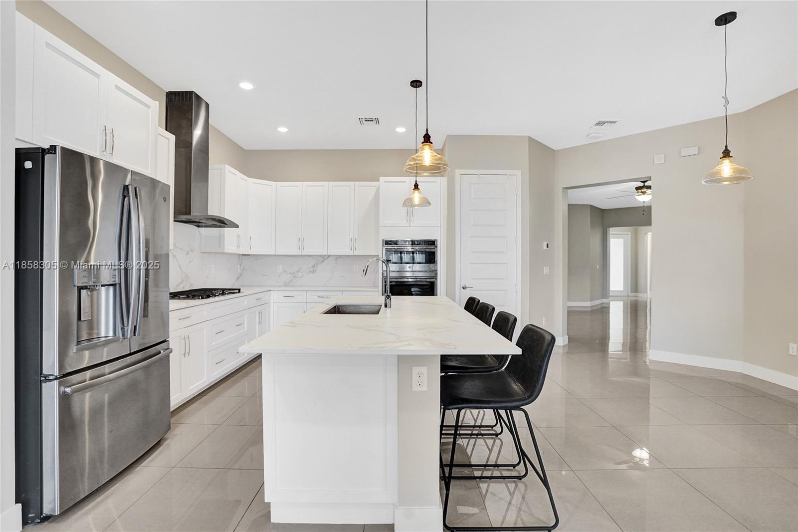 10590 Mira Vista Dr