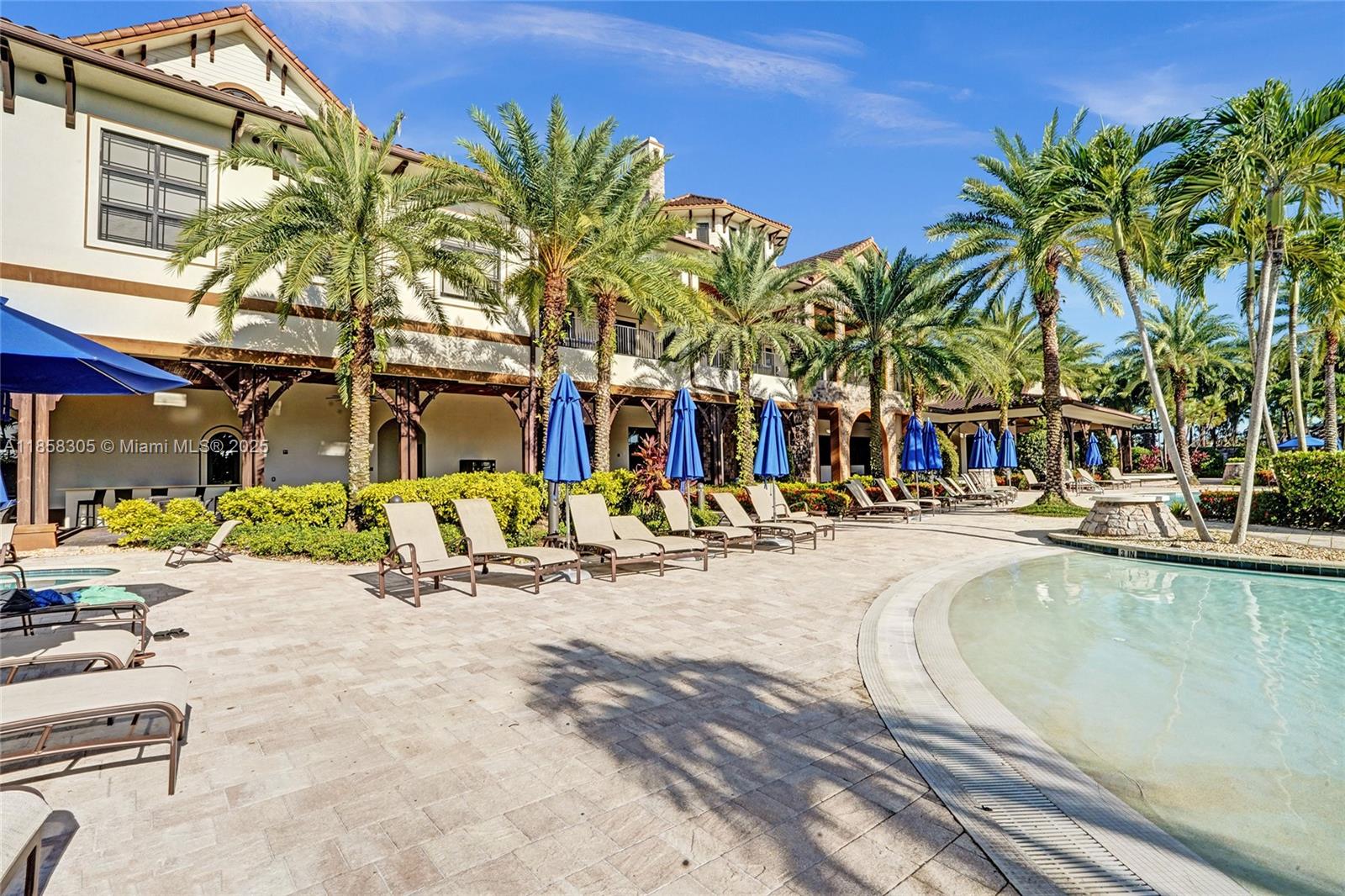 10590 Mira Vista Dr