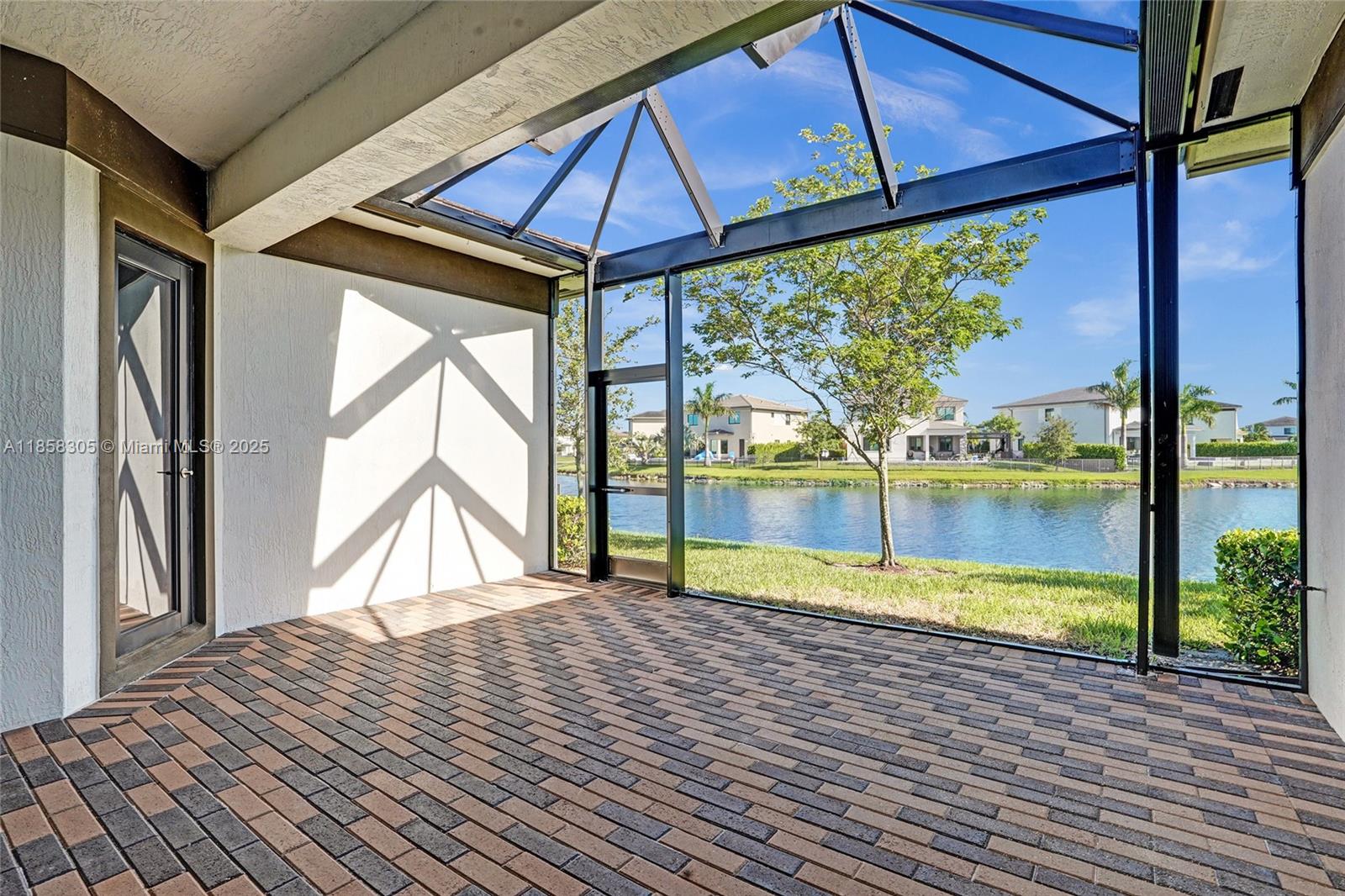 10590 Mira Vista Dr