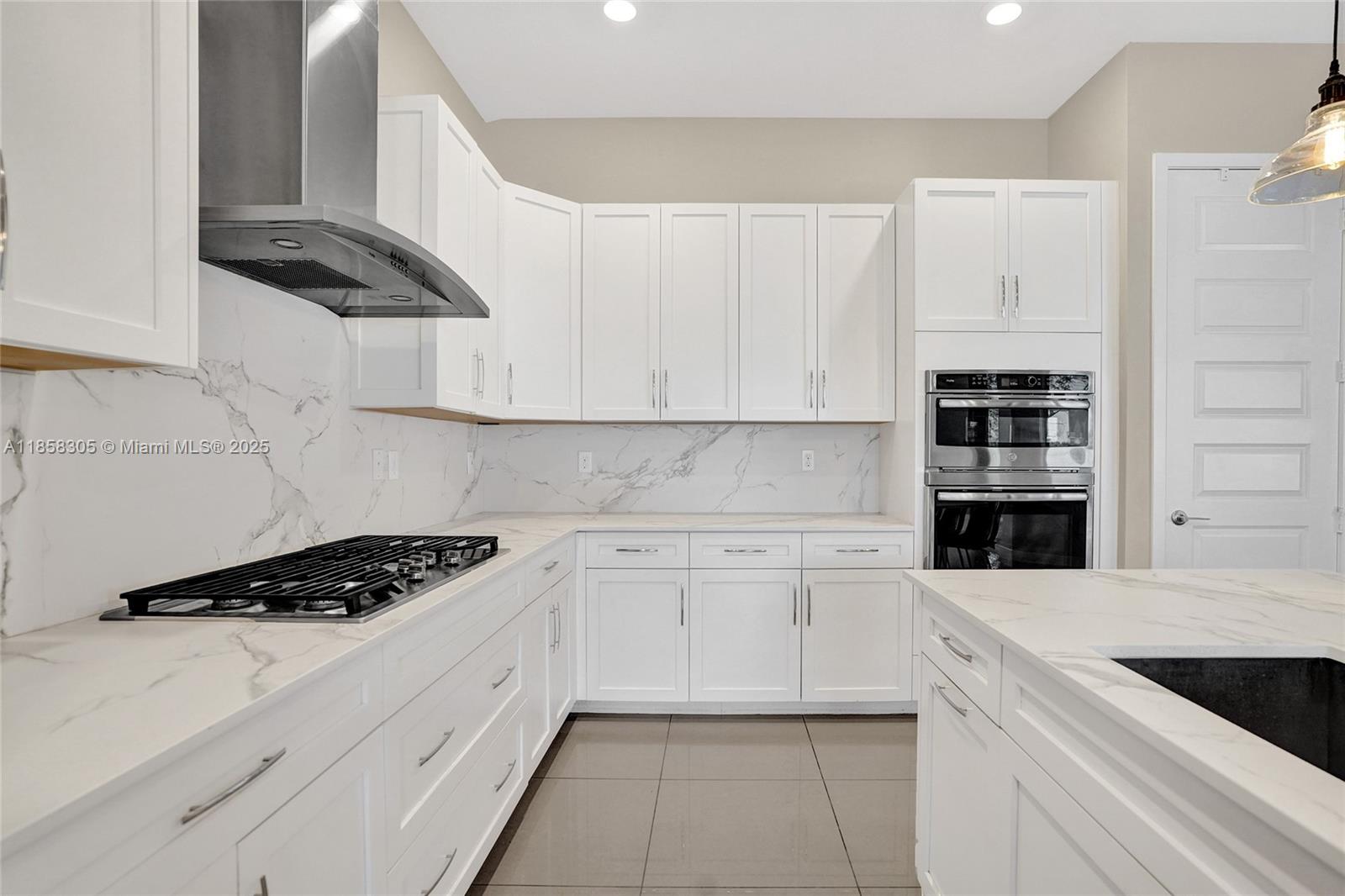 10590 Mira Vista Dr