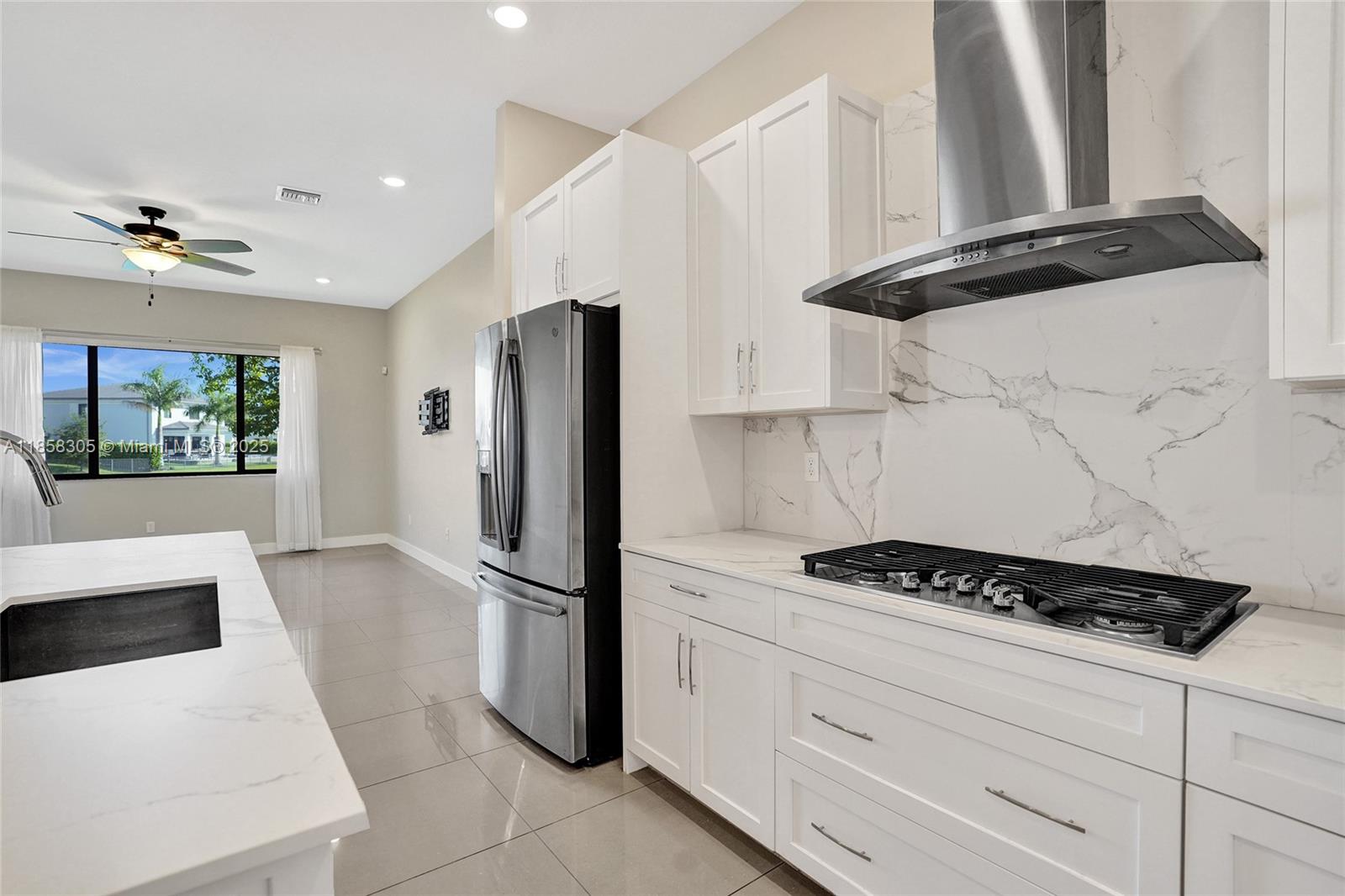 10590 Mira Vista Dr