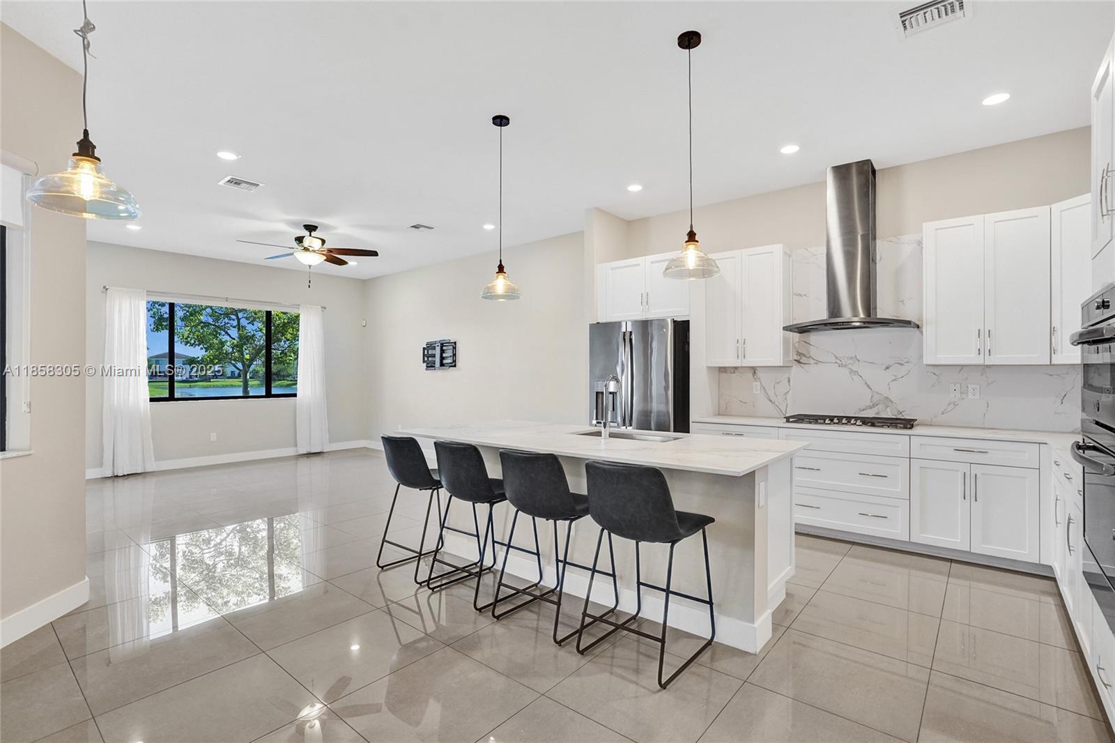 10590 Mira Vista Dr