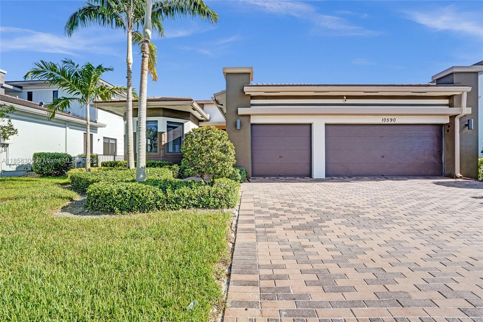10590 Mira Vista Dr
