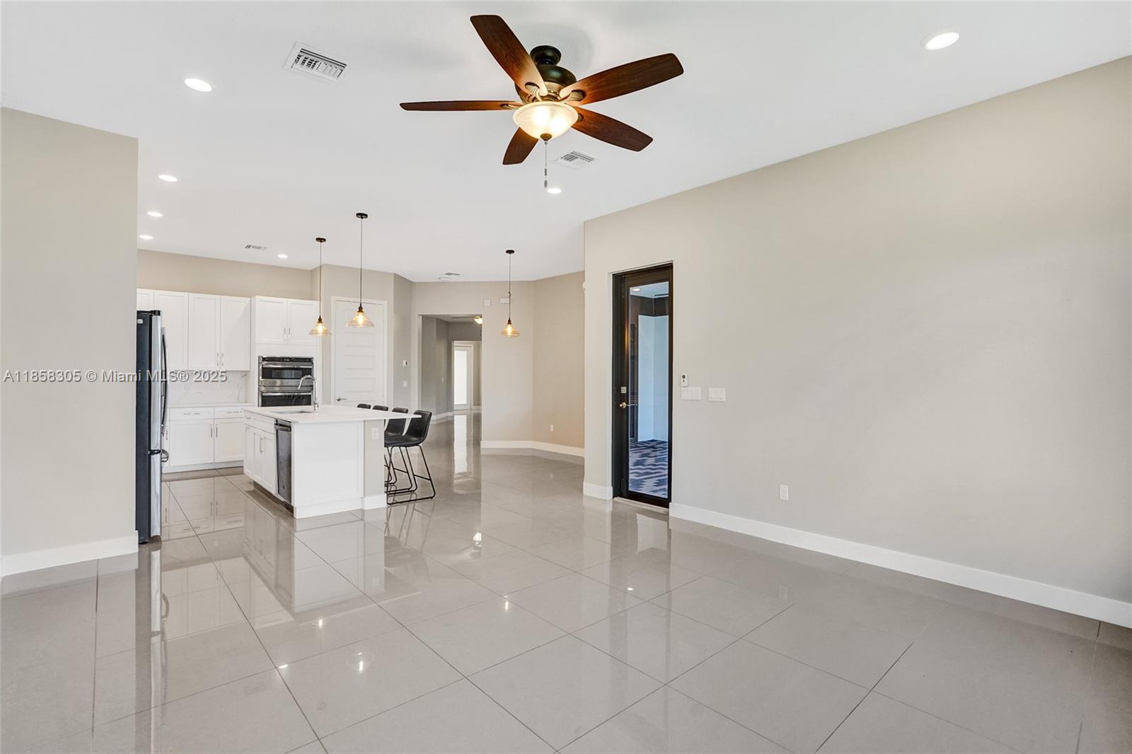 10590 Mira Vista Dr