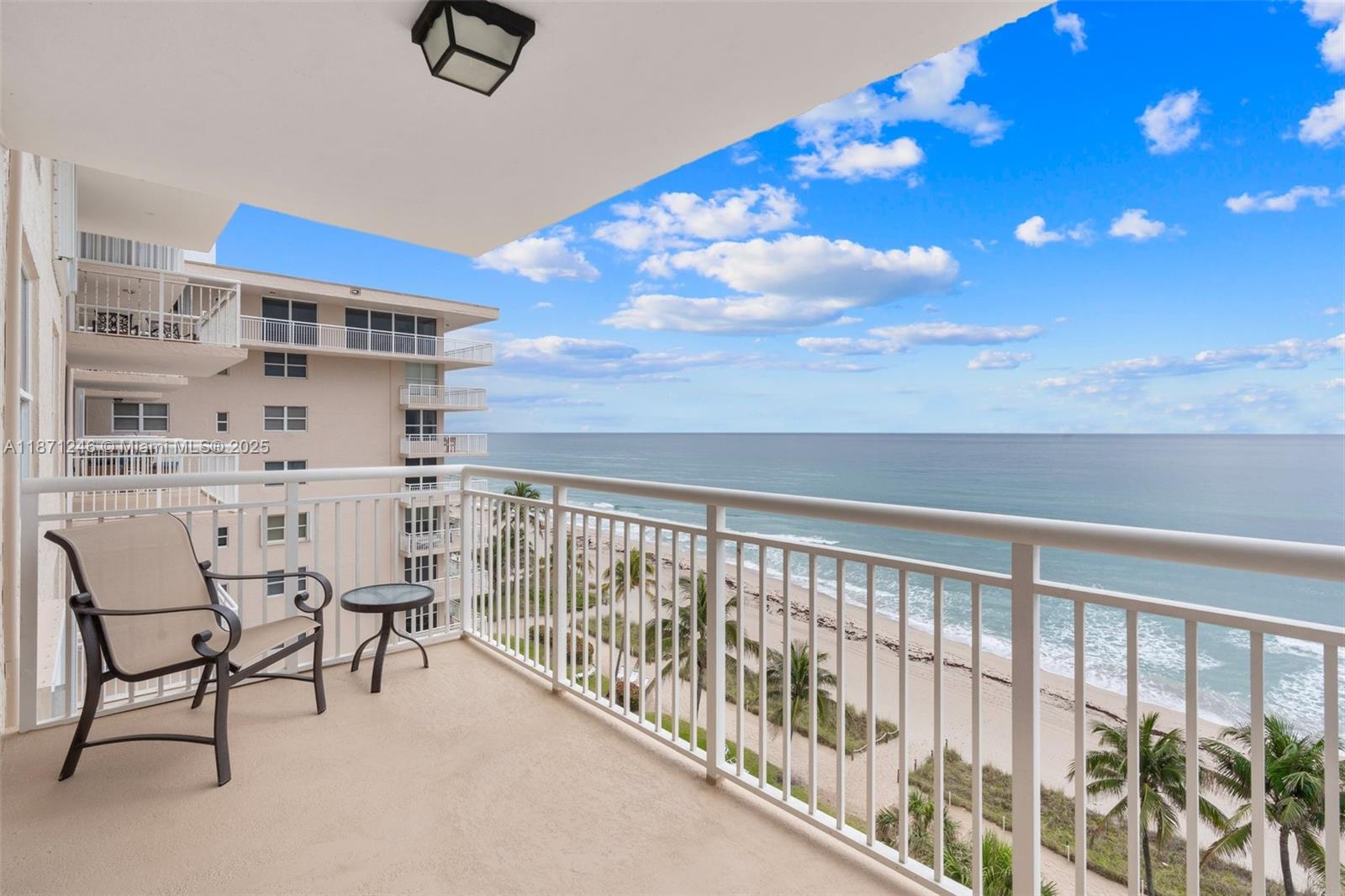 1051 Hillsboro Mile # 805E