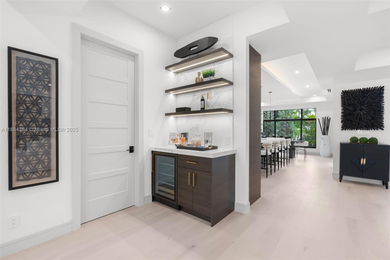 702 NW 5th Ave