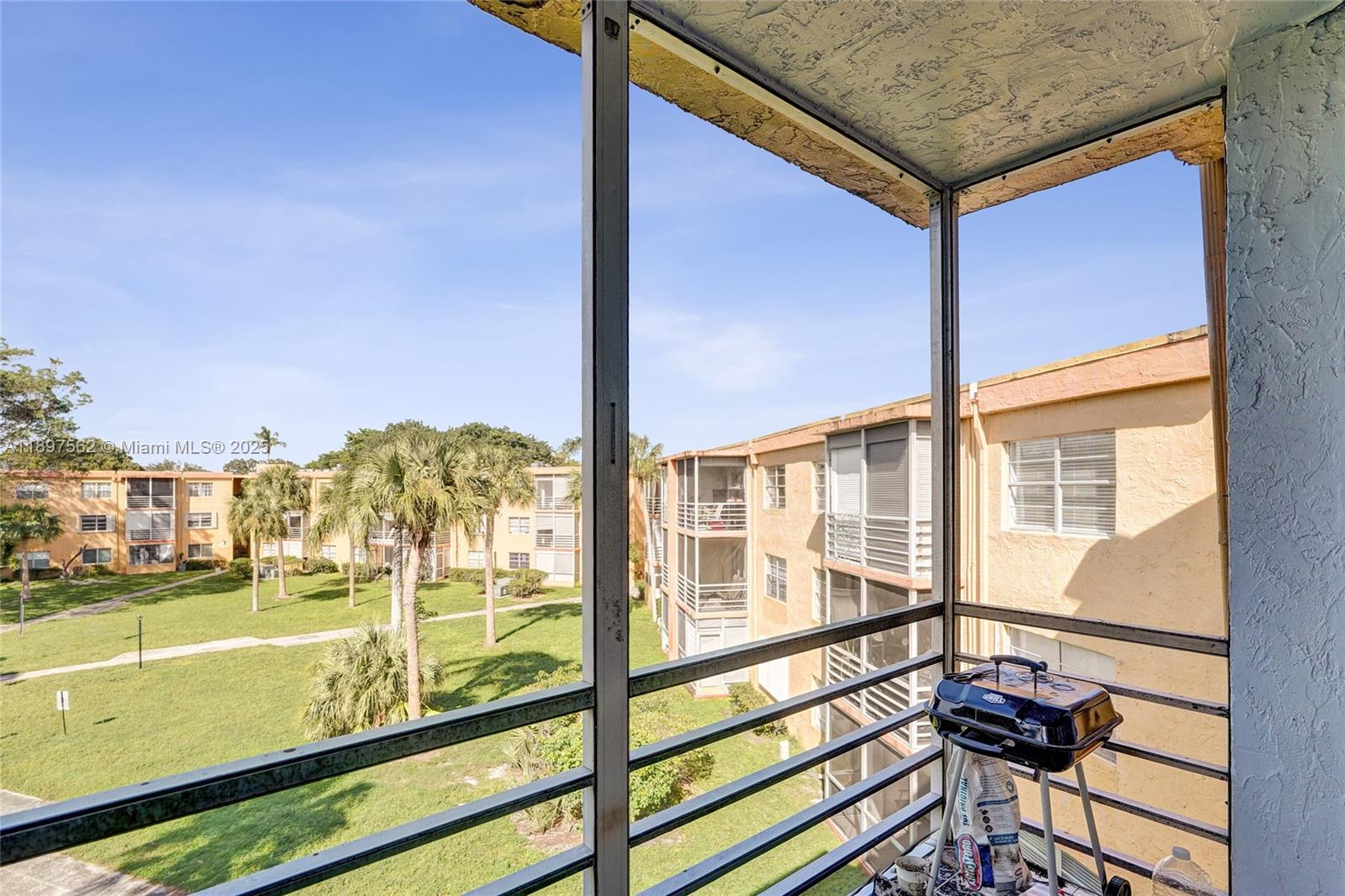 4314 NW 9th Ave # 3D Unit: 3-3D