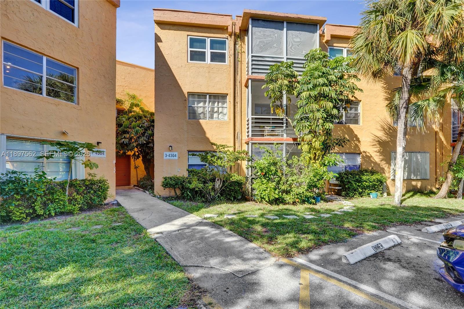 4314 NW 9th Ave # 3D Unit: 3-3D