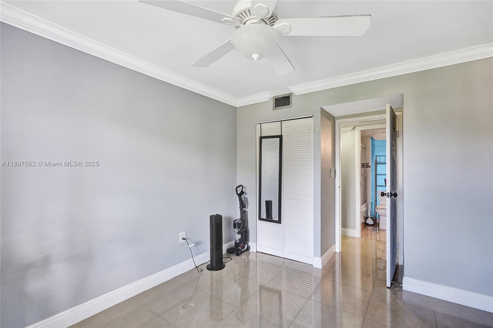 4314 NW 9th Ave # 3D Unit: 3-3D