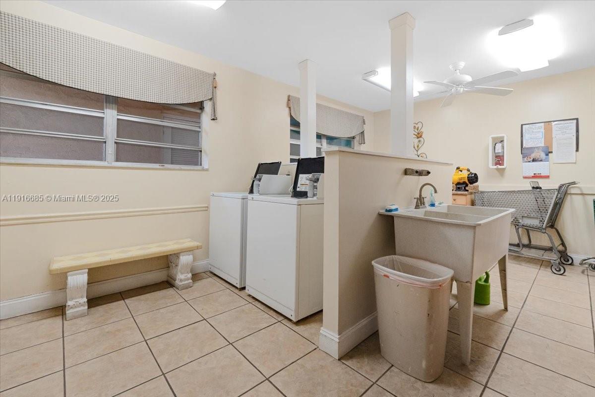 4100 Crystal Lake Dr # 302