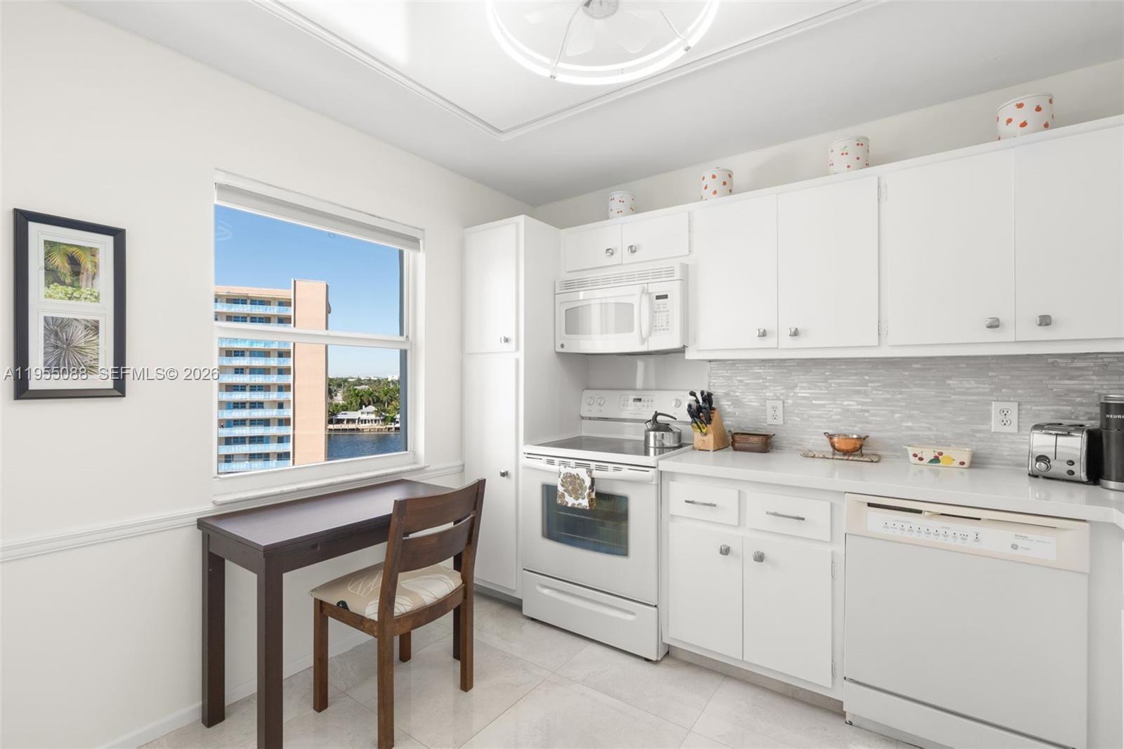 201 N Ocean Blvd # 712