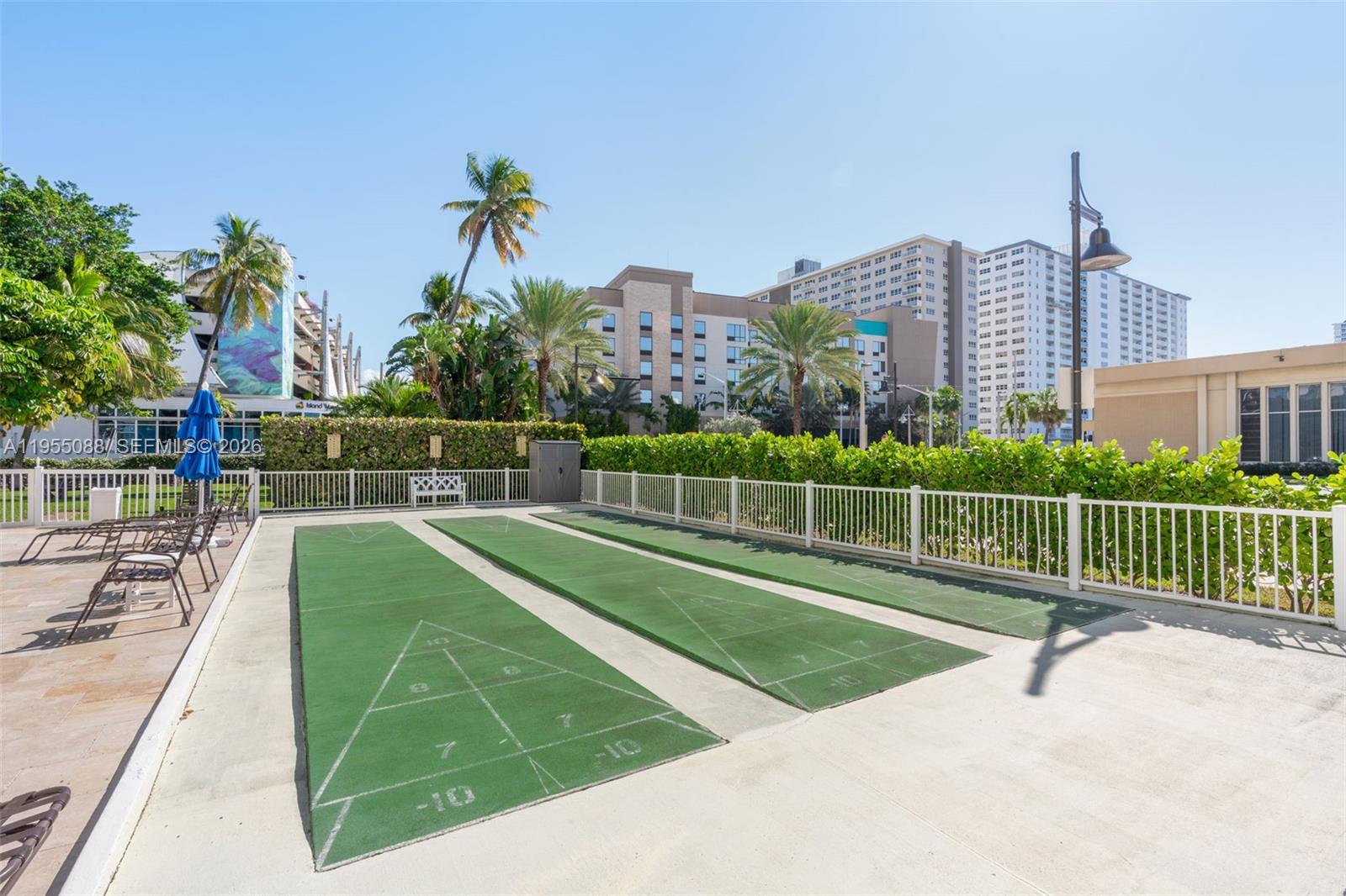 201 N Ocean Blvd # 712