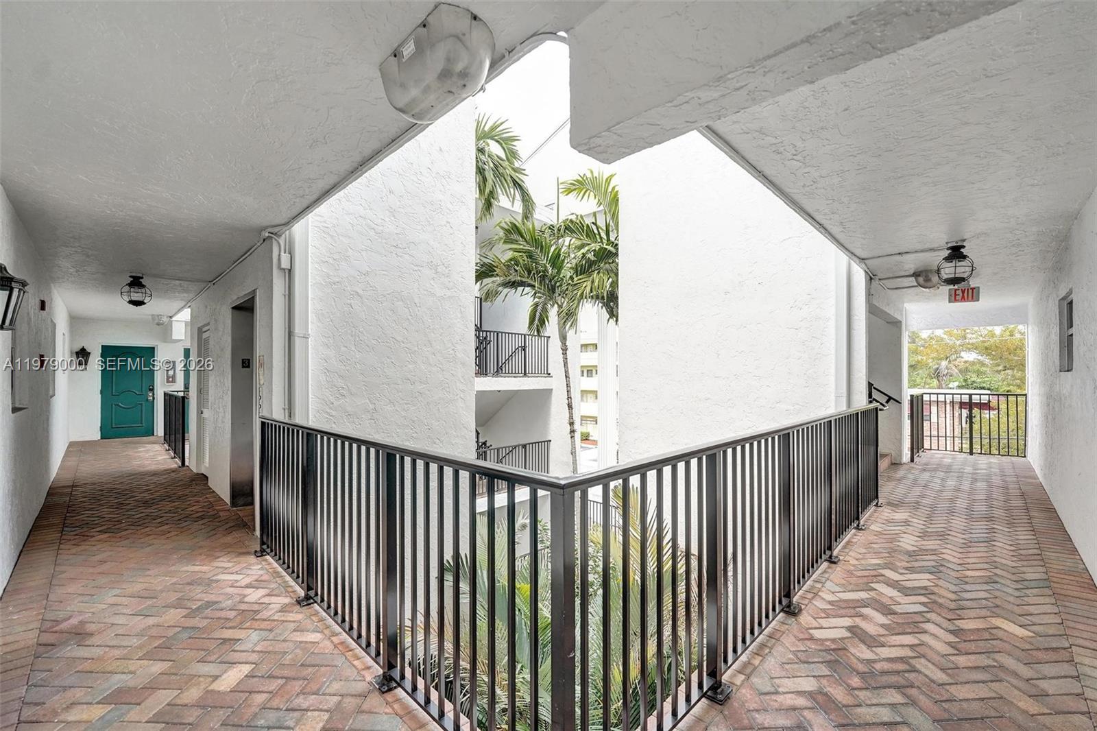 1212 SE 2nd Ct # 301