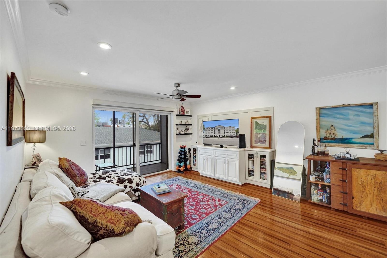 1212 SE 2nd Ct # 301