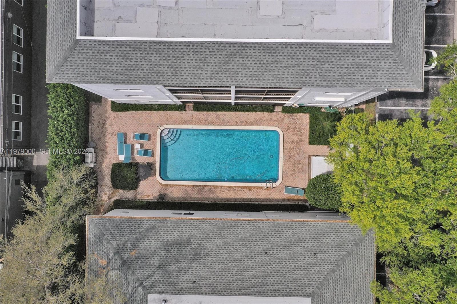 1212 SE 2nd Ct # 301